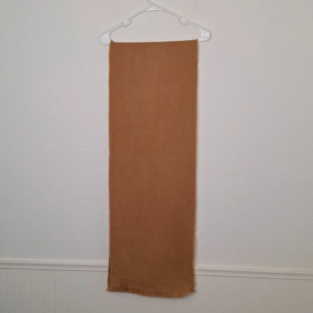 Steve Madden Camel Scarf Sz 78 x 13 Fringed Minimalist Preppy Neutral Academia